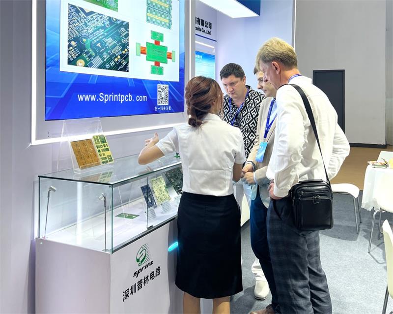 SprintPCB Staff Introducing PCB Products to Customers at CIDEX 2024